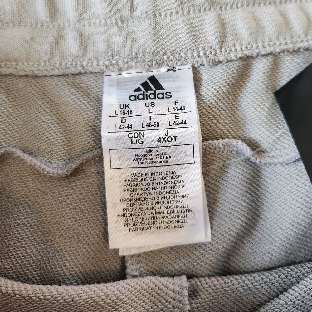 Adidas Drawstring Shorts - Picture 3 of 4